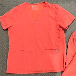 Figs Women's Coral casma top and zamora joggers set XL